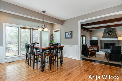 7944 Whitburn Dr SE, Ada, MI 49301 photo 15