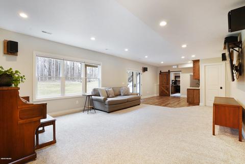 10101 Foreman St SE, Ada, MI 49301 photo 23