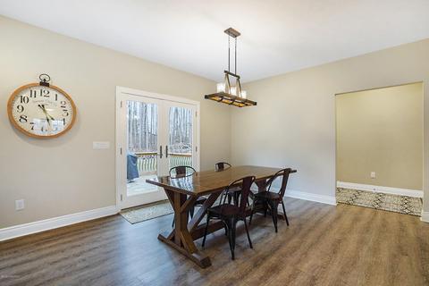 10101 Foreman St SE, Ada, MI 49301 photo 13