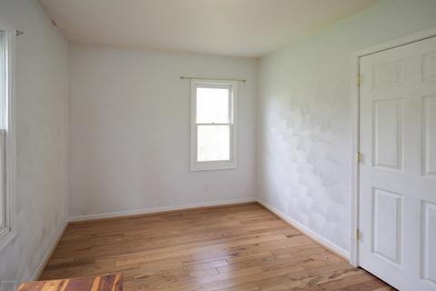 891 Riverview Dr, Plainwell, MI 49080 photo 13