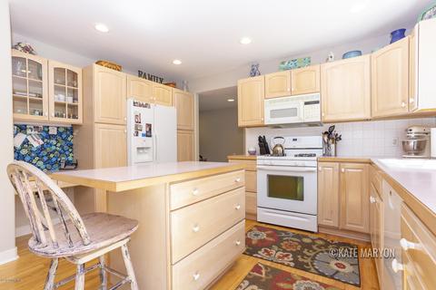 3041 Forest View Dr, Hamilton, MI 49419 photo 9