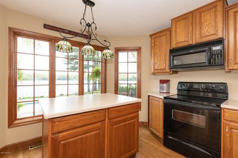 58853 Edgewood Dr, Three Rivers, MI 49093 photo 14
