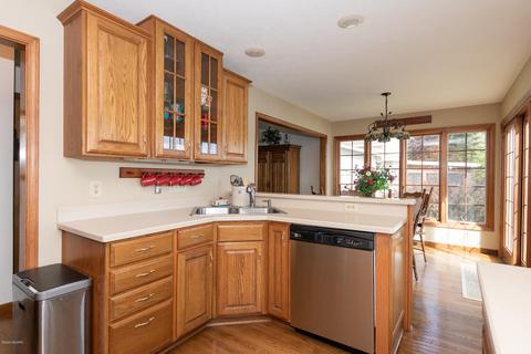 58853 Edgewood Dr, Three Rivers, MI 49093 photo 13