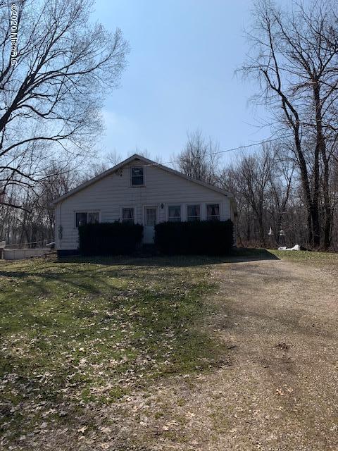 1571 2nd St, Plainwell, MI 49080 photo 6