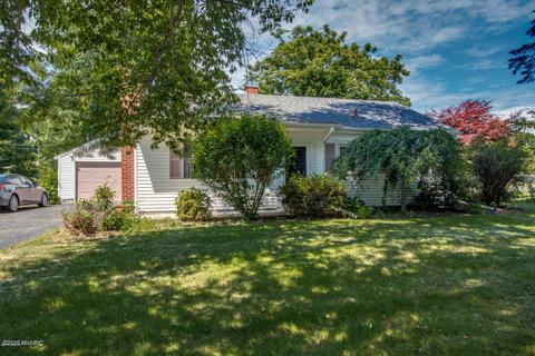 533 Brewer St, Marshall, MI 49068 photo 1