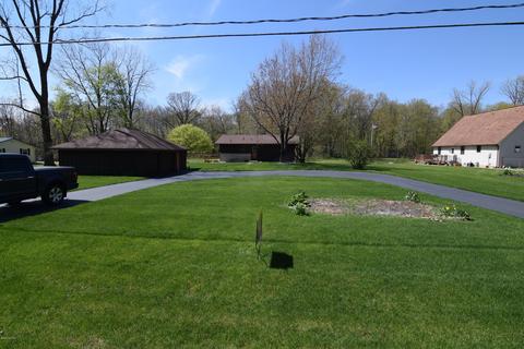 764 E Channel Dr, Coldwater, MI 49036 photo 4