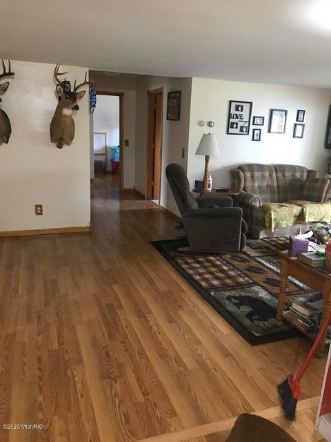 700 170th Ave, Morley, MI 49336 photo 10