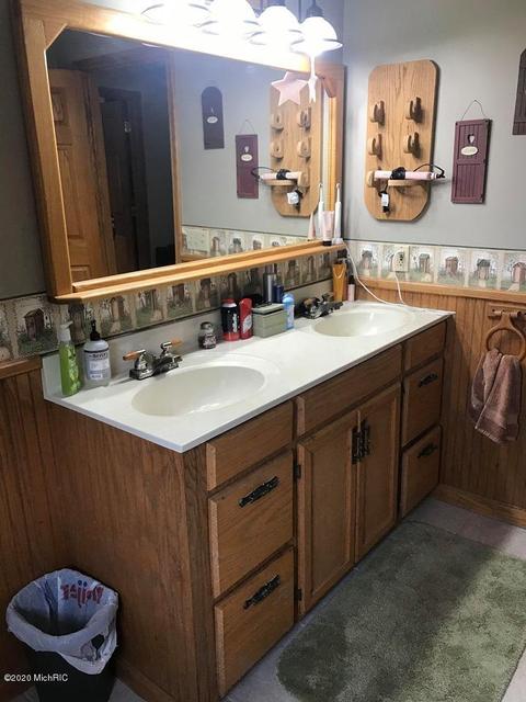 700 170th Ave, Morley, MI 49336 photo 22