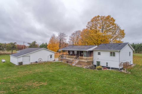700 170th Ave, Morley, MI 49336 photo 1