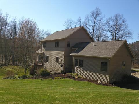 519 Roundtree Dr NE, Ada, MI 49301 photo 39