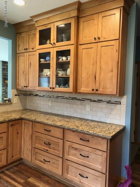 519 Roundtree Dr NE, Ada, MI 49301 photo 10