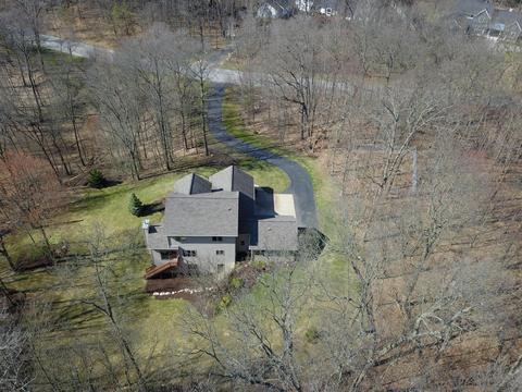 519 Roundtree Dr NE, Ada, MI 49301 photo 37