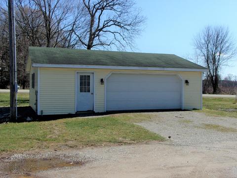 9358 Lake Ave, Reading, MI 49274 photo 5