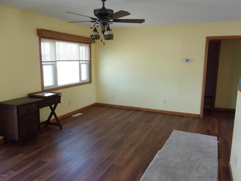 9358 Lake Ave, Reading, MI 49274 photo 11
