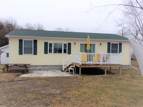 9358 Lake Ave, Reading, MI 49274 photo 1