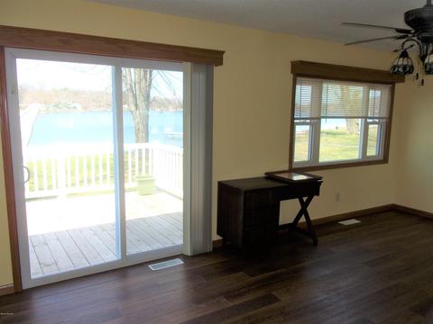 9358 Lake Ave, Reading, MI 49274 photo 10
