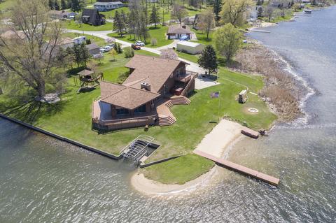 277 Sunset Dr, Dowling, MI 49050 photo 1