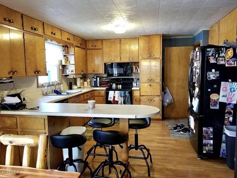 932 Weaver Rd, Bronson, MI 49028 photo 4