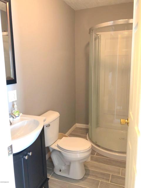 211 E Home St, Edmore, MI 48829 photo 23