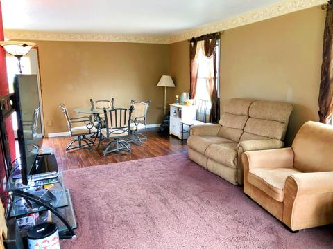 211 E Home St, Edmore, MI 48829 photo 7