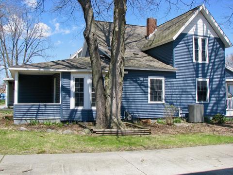 202 Clark St, Buchanan, MI 49107 photo 11