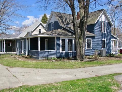 202 Clark St, Buchanan, MI 49107 photo 12