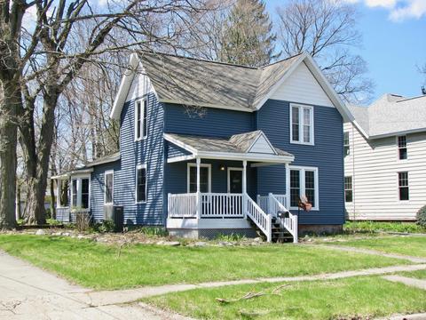 202 Clark St, Buchanan, MI 49107 photo 4