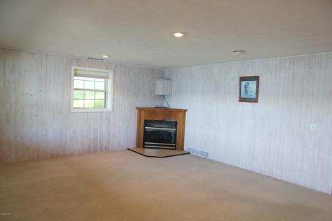1315 S Derby Rd, Stanton, MI 48888 photo 30