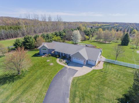 15849 Kane Rd, Plainwell, MI 49080 photo 1
