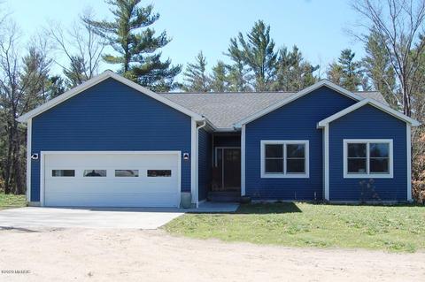 6959 S Eagle Ln, Newaygo, MI 49337 photo 1