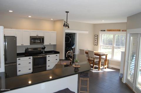 6959 S Eagle Ln, Newaygo, MI 49337 photo 6