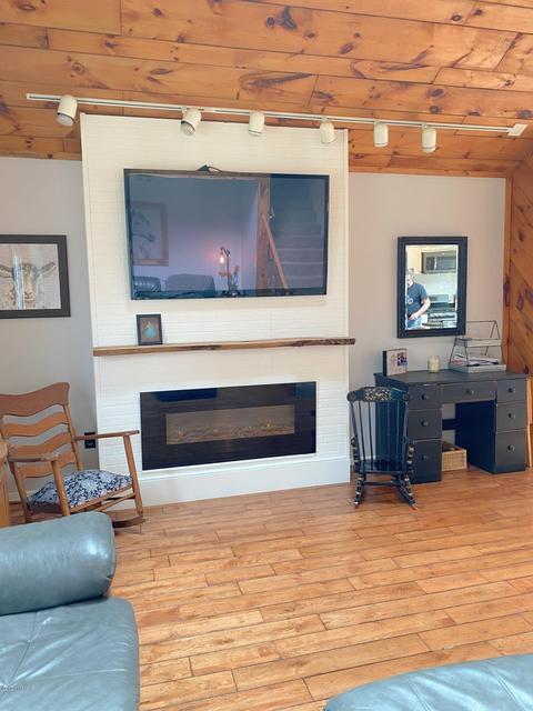 1340 S Locust Ave, White Cloud, MI 49349 photo 7