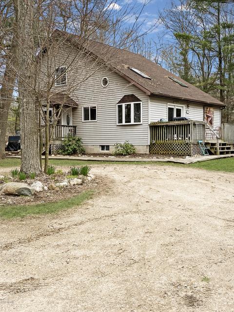 1340 S Locust Ave, White Cloud, MI 49349 photo 1
