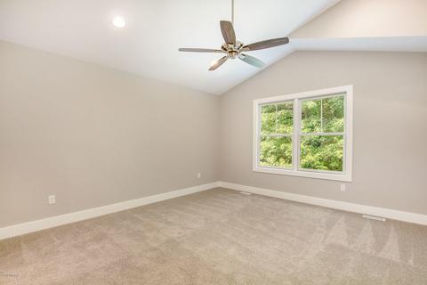 16481 Villa Pkwy, Spring Lake, MI 49456 photo 27
