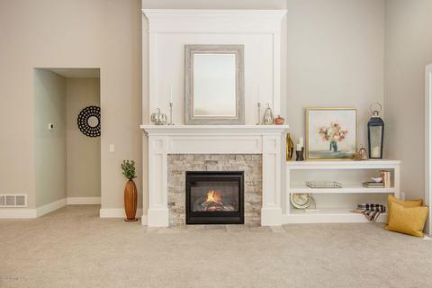 16481 Villa Pkwy, Spring Lake, MI 49456 photo 8