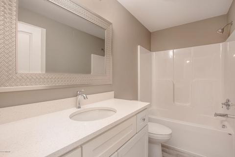 16481 Villa Pkwy, Spring Lake, MI 49456 photo 36