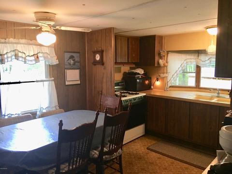 8753 E Ruth Dr, Branch, MI 49402 photo 6