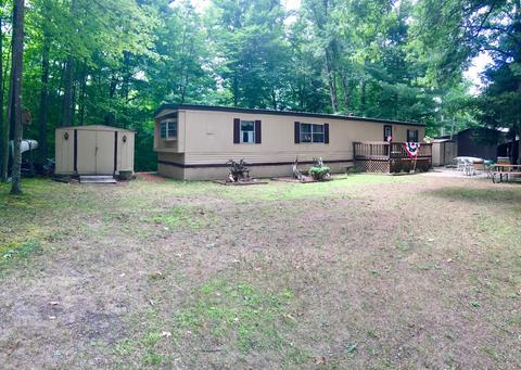 8753 E Ruth Dr, Branch, MI 49402 photo 3