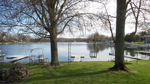 70805 Wayne St, Union, MI 49130 photo 6