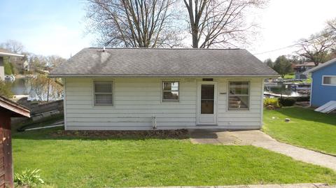 70805 Wayne St, Union, MI 49130 photo 2