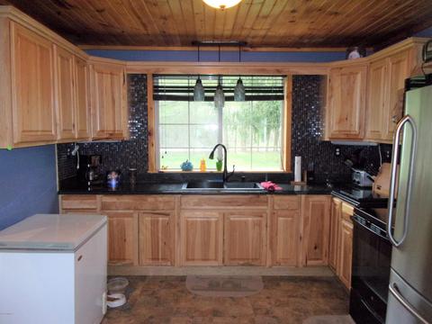 2557 Hemlock Beach Dr, Reading, MI 49274 photo 9