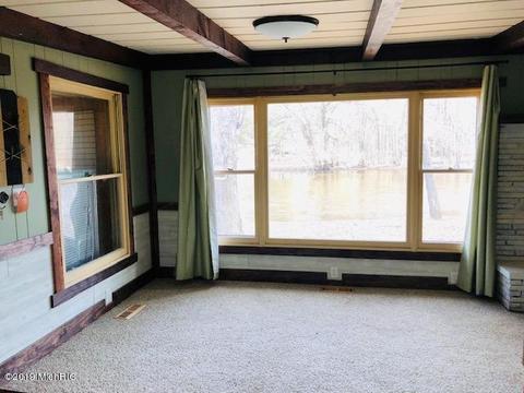 6947 Bird Dr, Evart, MI 49631 photo 3