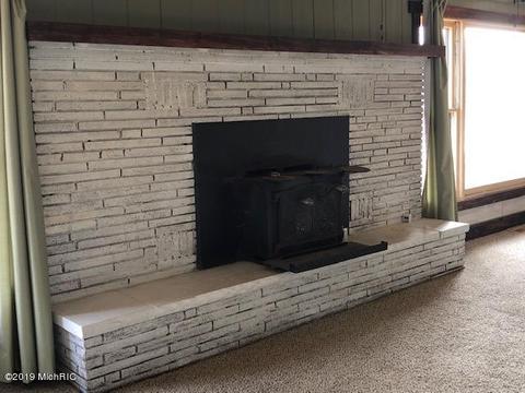 6947 Bird Dr, Evart, MI 49631 photo 4