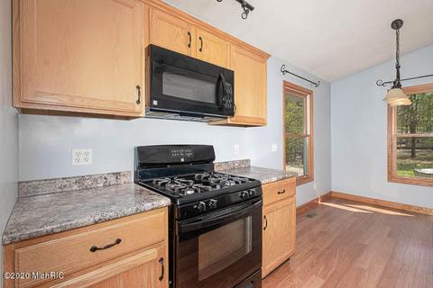 3670 W B Ave, Plainwell, MI 49080 photo 3
