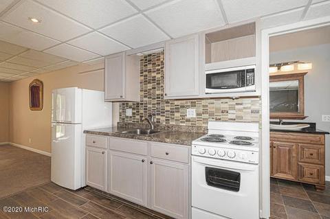 3670 W B Ave, Plainwell, MI 49080 photo 14