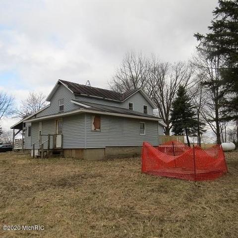 3292 E Boyer Rd, Fenwick, MI 48834 photo 4