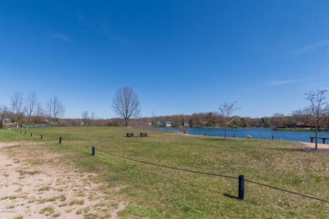 353 Southfork Dr, Plainwell, MI 49080 photo 73