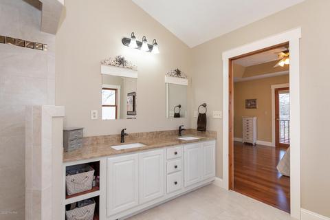 353 Southfork Dr, Plainwell, MI 49080 photo 25