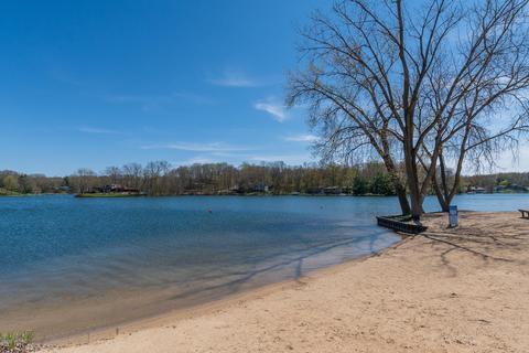 353 Southfork Dr, Plainwell, MI 49080 photo 75