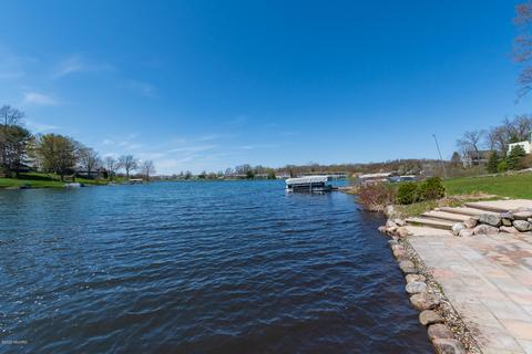 353 Southfork Dr, Plainwell, MI 49080 photo 71